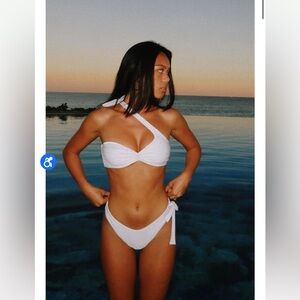 Soulmate Cheeky Bikini Bottom + Skylar Asymmetrical Bikini Top Dippin Daisy’s